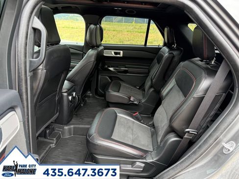 Used 2022 Ford Explorer ST-Line w/ Class IV Trailer Tow Package AWD/4WD image 27