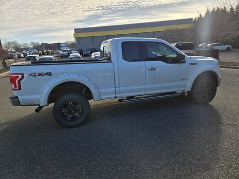 Used 2016 Ford F150 XLT w/ Equipment Group 302A Luxury AWD/4WD image 8