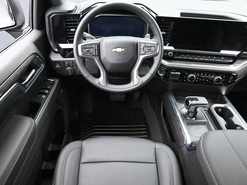 New 2026 Chevrolet Silverado 1500 LTZ w/ Z71 Off-Road Package image 13