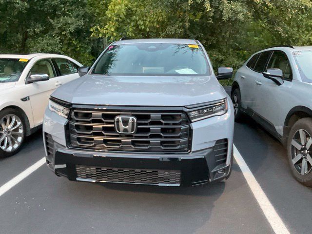 Used 2026 Honda Pilot Sport image 11