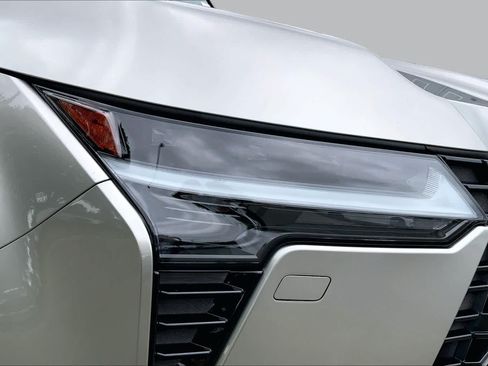 Certified 2024 Lexus GX 550 w/ Accessory Package (2T) AWD/4WD image 28