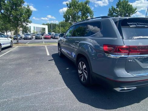 Used 2026 Volkswagen Atlas SE AWD/4WD image 3