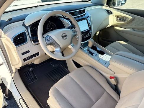 Used 2016 Nissan Murano S w/ Navigation Package FWD image 9