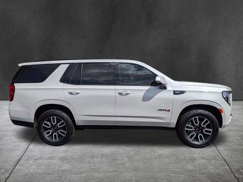 Used 2023 GMC Yukon AT4 AWD/4WD image 3