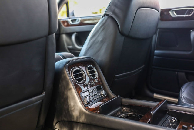 Used 2006 Bentley Flying Spur Flying Spur AWD/4WD image 43