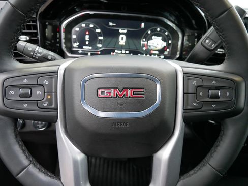 Used 2024 GMC Sierra 1500 Elevation image 17