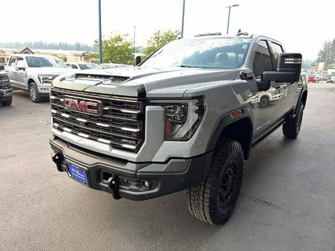 Used 2024 GMC Sierra 2500 AT4X w/ AT4X AEV Edition AWD/4WD image 3