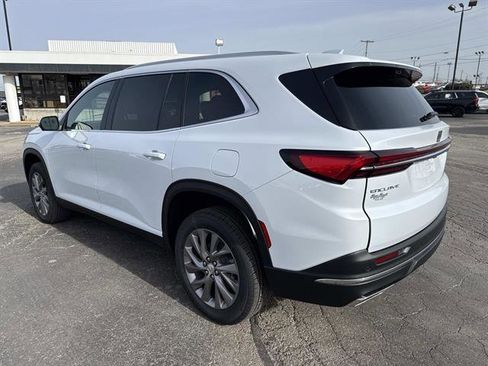 New 2026 Buick Enclave Preferred w/ Power Package image 10