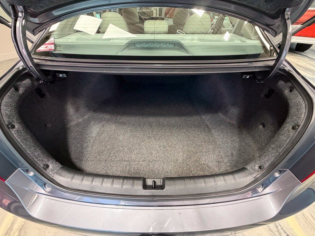 Used 2017 Honda Accord Touring image 52