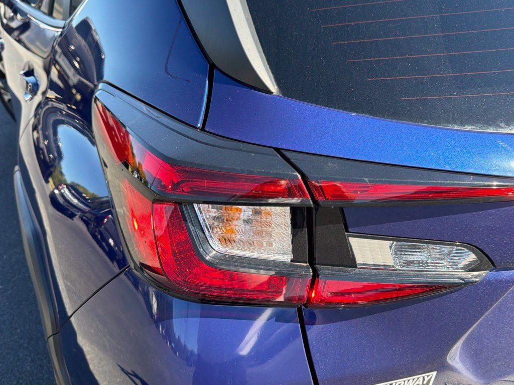 Used 2024 Subaru Crosstrek 2.0i Premium AWD/4WD image 27