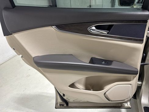 Used 2017 Lincoln MKX Reserve image 27