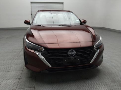 Used 2024 Nissan Sentra SV FWD image 14