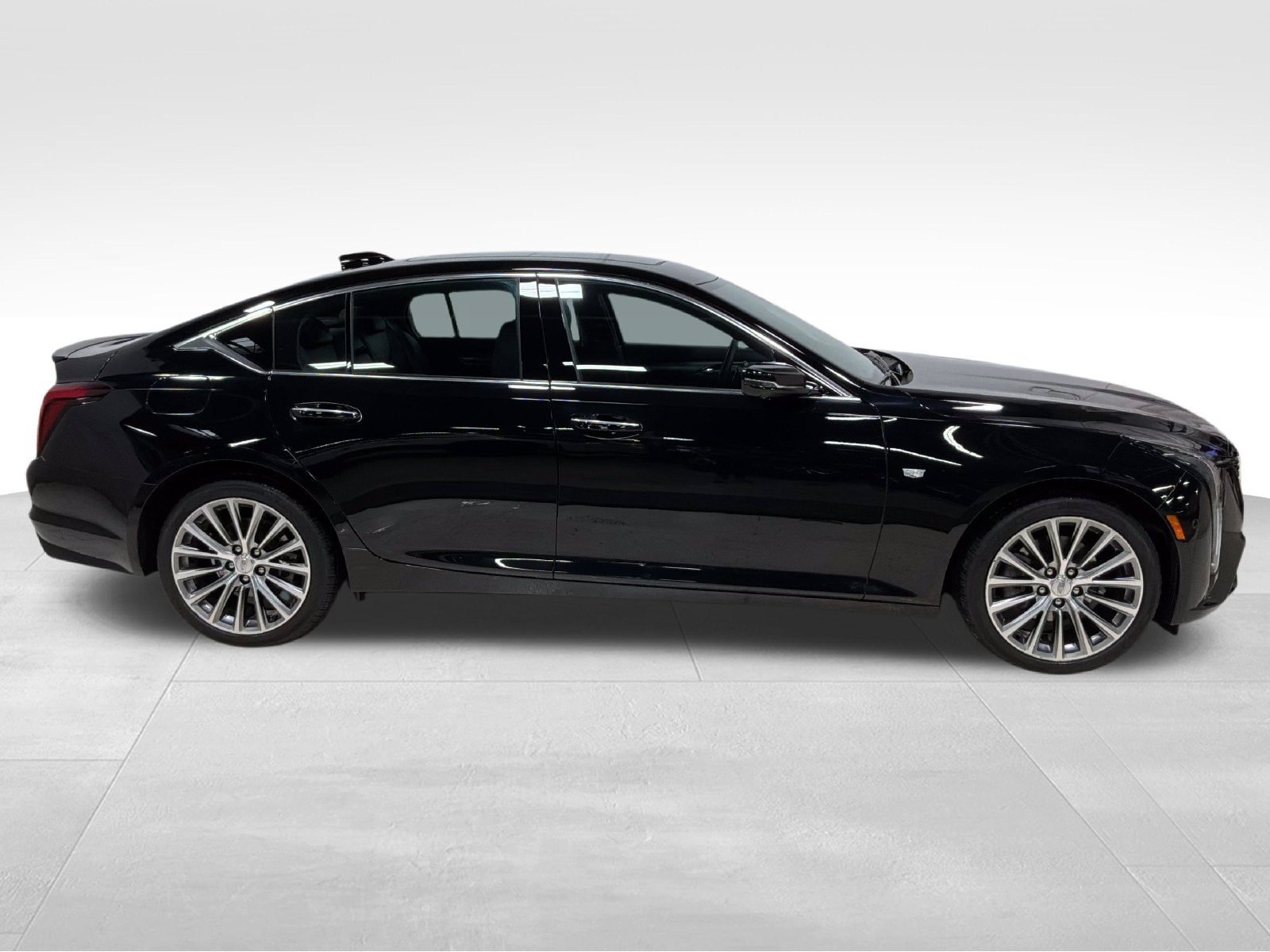 Used 2025 Cadillac CT5 Premium Luxury w/ Technology Package AWD/4WD image 4