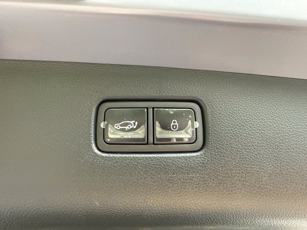 Used 2026 Genesis GV70 2.5T Advanced AWD/4WD image 28