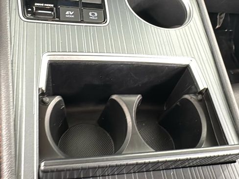 Used 2023 Toyota Sienna XSE image 35