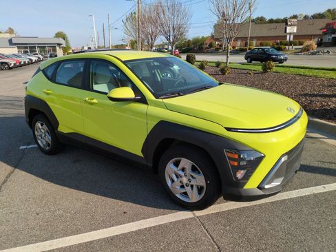 New 2026 Hyundai Kona SE FWD image 1