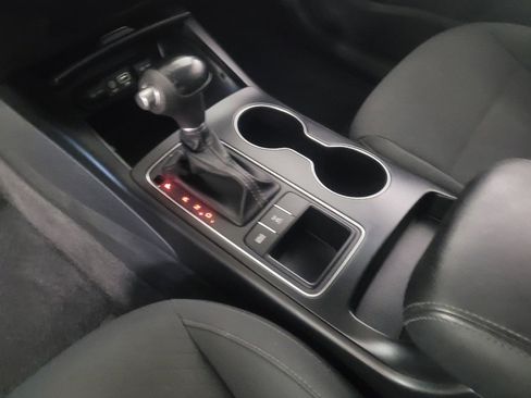 Used 2016 Kia Sorento LX image 26