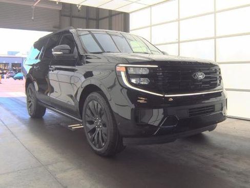 Used 2025 Ford Expedition Max Platinum w/ Stealth Appearance Package AWD/4WD image 1