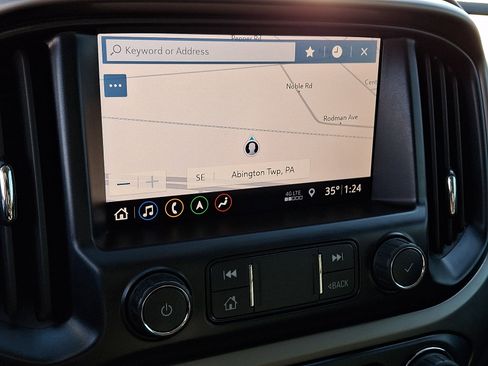 Used 2020 Chevrolet Colorado Z71 w/ Z71 Midnight Edition image 18