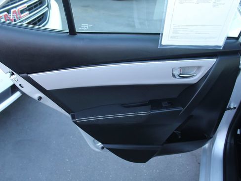 Used 2019 Toyota Corolla LE FWD image 20
