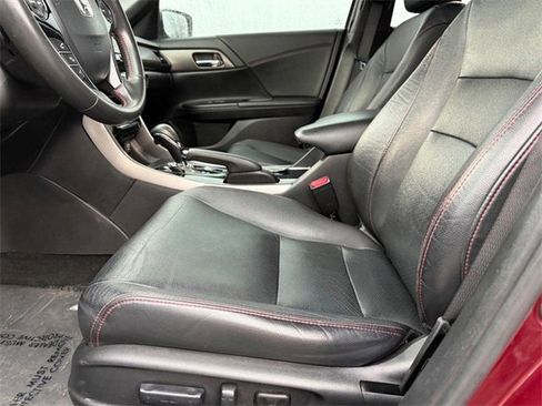 Used 2017 Honda Accord Sport Special Edition image 18