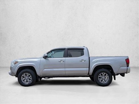 Used 2019 Toyota Tacoma SR5 image 8