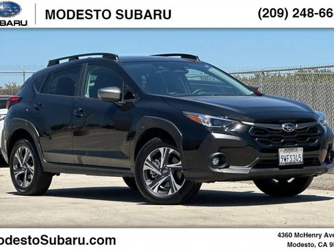 Used 2026 Subaru Crosstrek 2.5i Premium AWD/4WD image 1