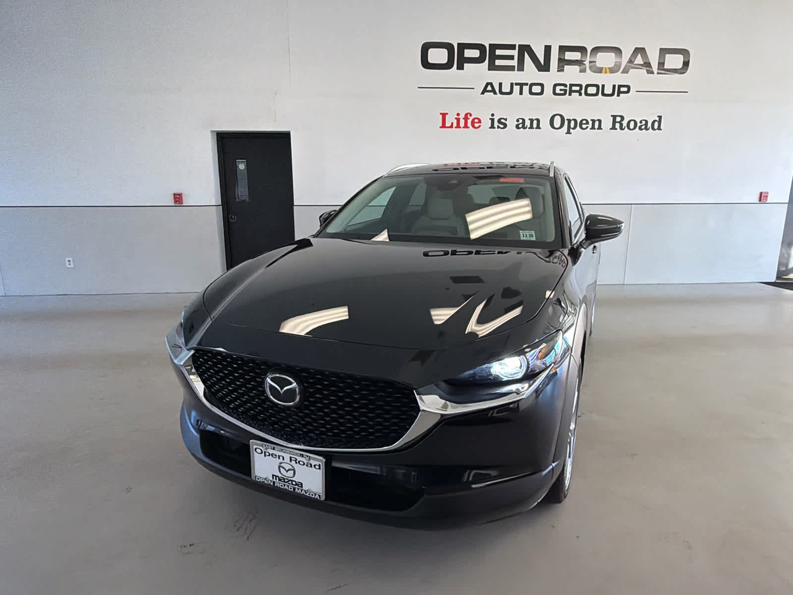 Used 2023 MAZDA CX-30 AWD 2.5 S w/ Premium Package image 1