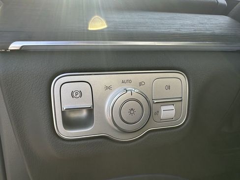 New 2026 Mercedes-Benz GLS 450 4MATIC image 35