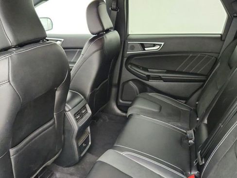 Used 2024 Ford Edge ST image 21