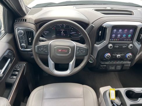 Used 2022 GMC Sierra 1500 SLT w/ X31 Off-Road Package image 21