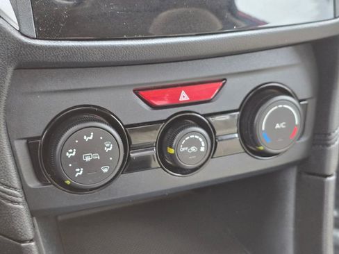 Used 2018 Subaru Impreza 2.0i Premium image 27