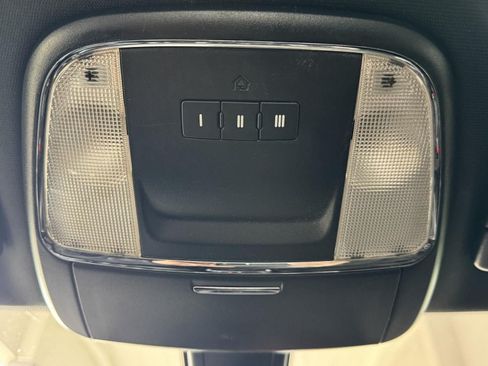 Used 2022 Dodge Charger GT RWD image 26