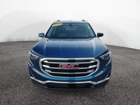 Used 2019 GMC Terrain SLT w/ Preferred Package image 2