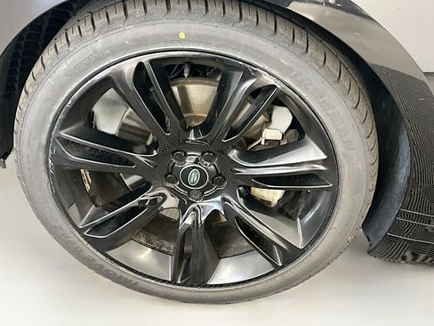 Used 2021 Land Rover Range Rover Velar R-Dynamic S AWD/4WD image 37
