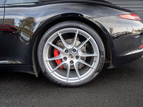 Used 2013 Porsche 911 Carrera S image 24