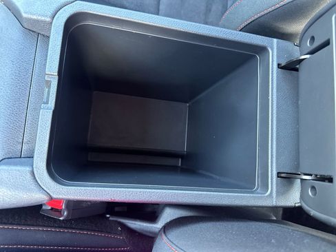 Used 2025 Nissan Sentra SR FWD image 26