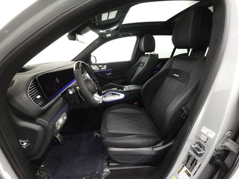 Used 2025 Mercedes-Benz GLE 63 AMG S image 8