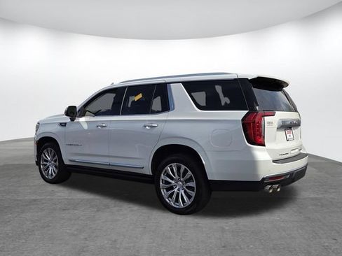 Used 2023 GMC Yukon Denali AWD/4WD image 6