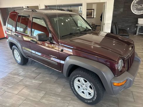 Used 2004 Jeep Liberty Sport w/ PWR Convenience Group AWD/4WD image 5