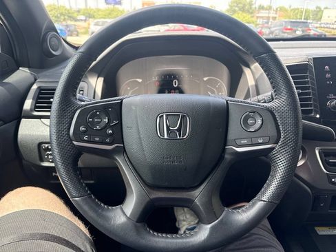 Used 2023 Honda Passport EX-L image 16