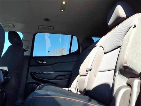Used 2021 GMC Acadia AT4 image 16