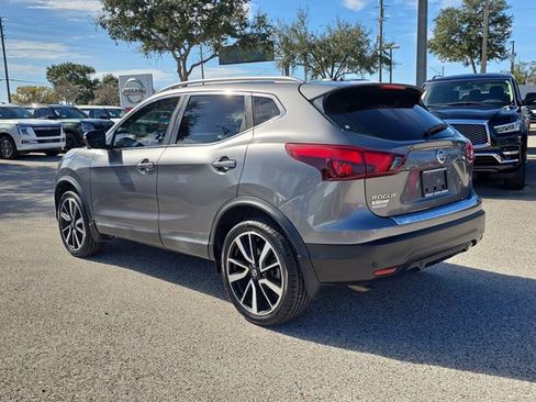 Used 2019 Nissan Rogue Sport SL w/ Premium Package image 6