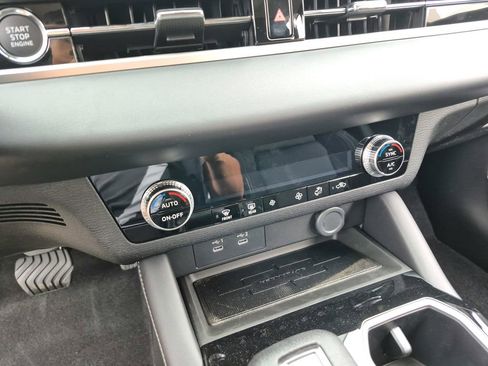 New 2026 Mitsubishi Outlander ES FWD image 18