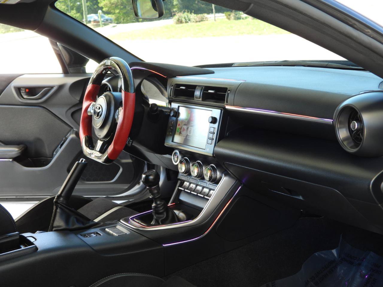 Used 2025 Toyota GR86 Premium w/ ALL Weather Mat Package (TMS) RWD image 78