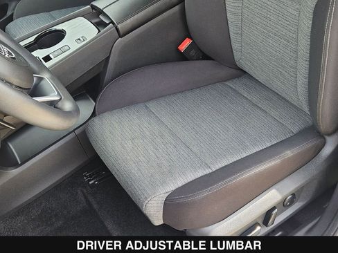 Used 2023 Nissan Rogue SV FWD image 16
