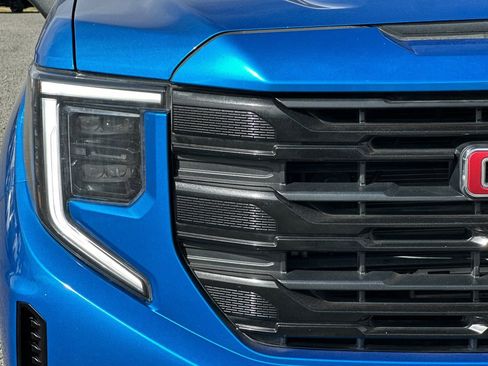 Used 2022 GMC Sierra 1500 Elevation image 42