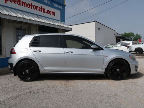 Used 2015 Volkswagen GTI S FWD image 4