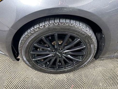 Used 2018 Ford Fusion SE w/ Equipment Group 601A image 11