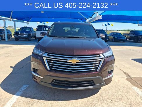 Used 2023 Chevrolet Traverse Premier AWD/4WD image 3